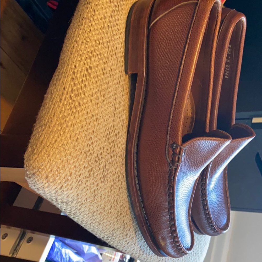 Selling Allen Edmonds. Excellent conditions